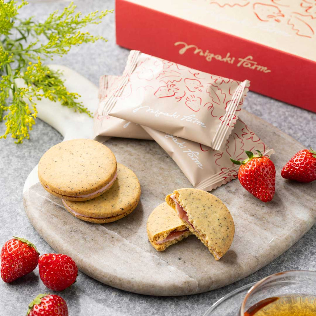 【MIGAKI FARM CRAFT】いちごミルクサンドクッキー(1箱4個入)